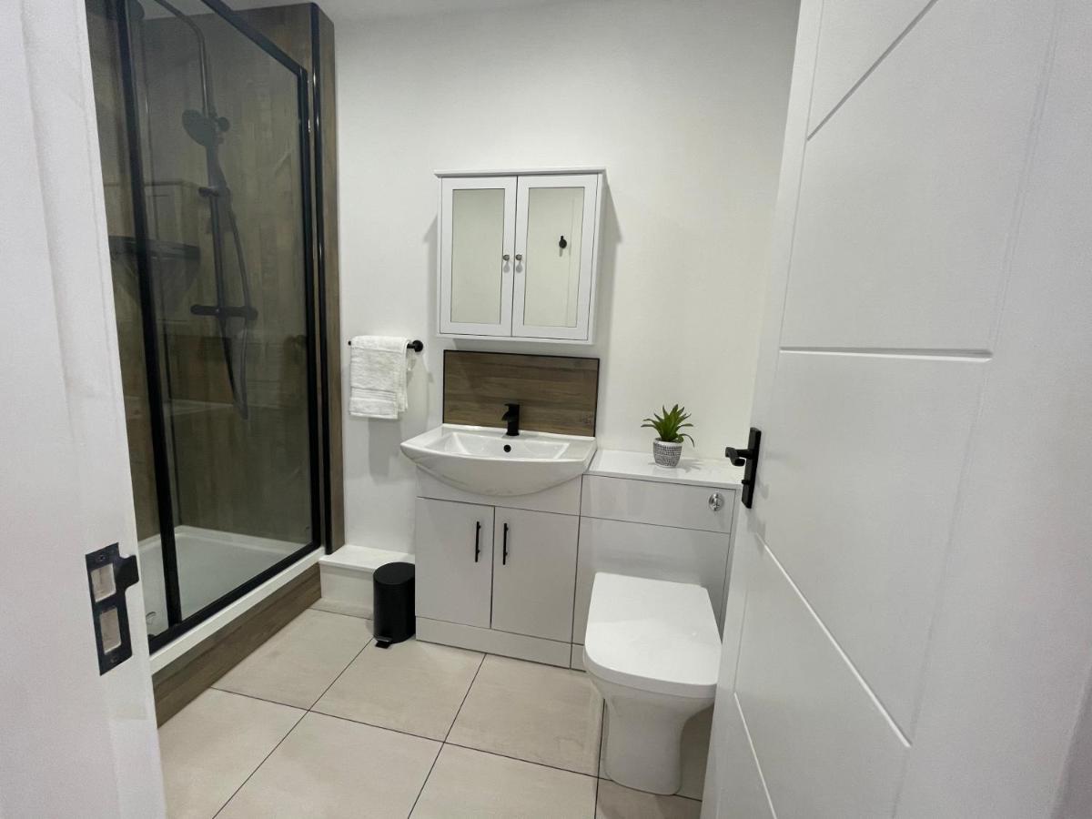 Golfers Dream Guest Suite With Onsite Golf Studio Available For Booking By Guests Strathkinness Exterior photo